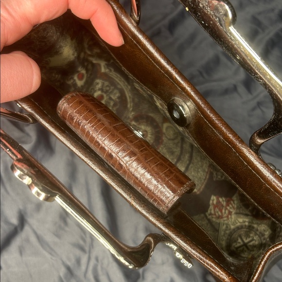 Brown Crocodile-Embossed Leather Handbag Y2K Silver Tone Details - Picture 7 of 15